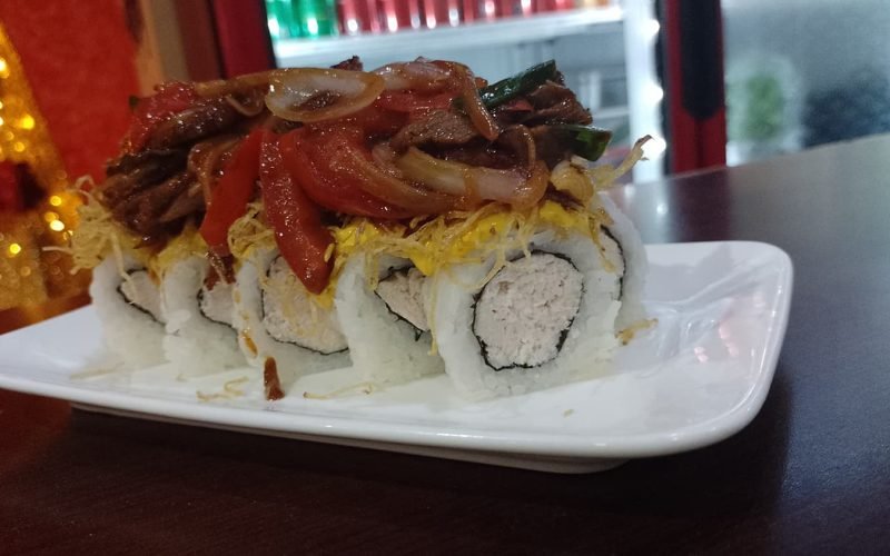 Lomo salteado Rolls